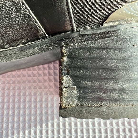 Stuart Weitzman / Pull-On, Chelsea Ankle Boots / Women’s Size 9 - Picture 10 of 12